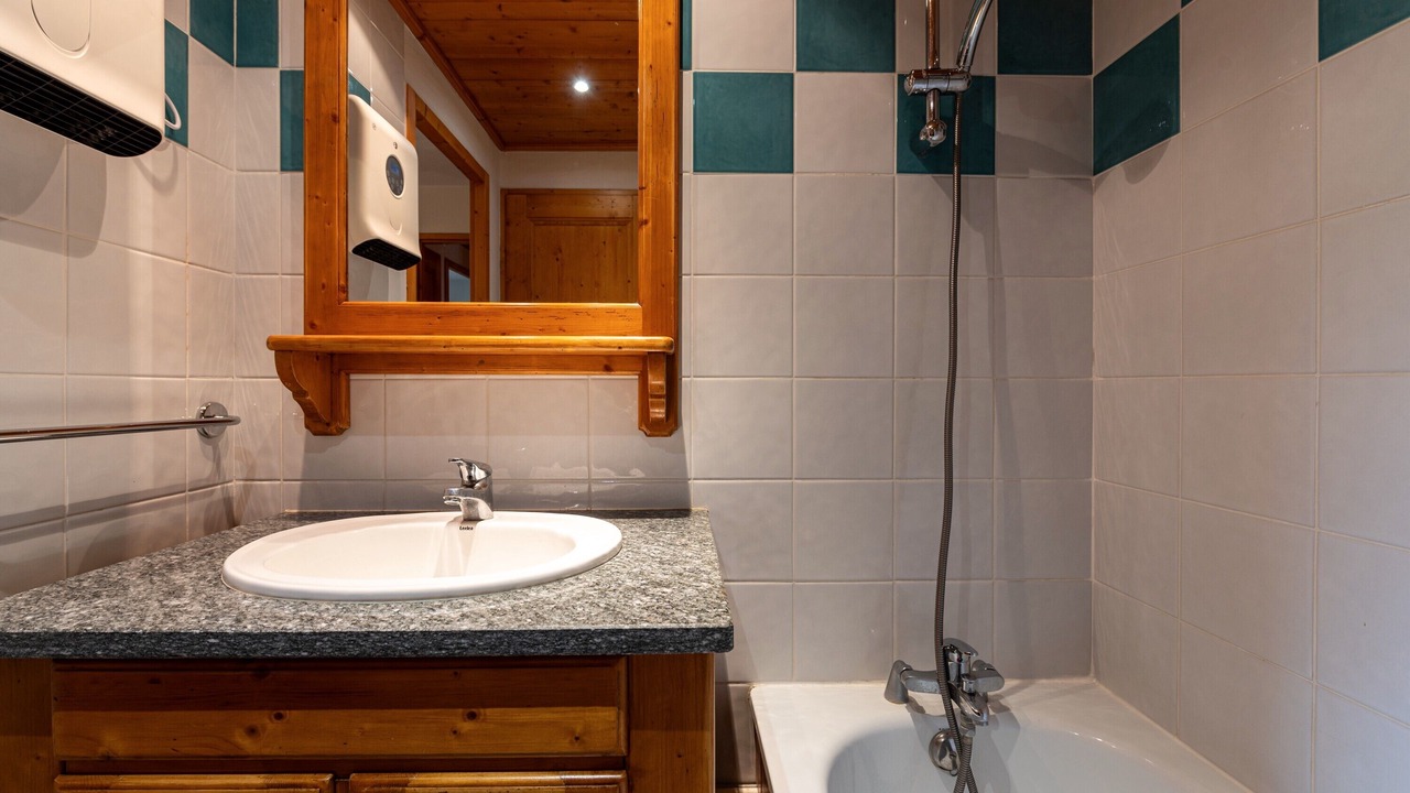 Photo of Bathroom in Plagne Centre