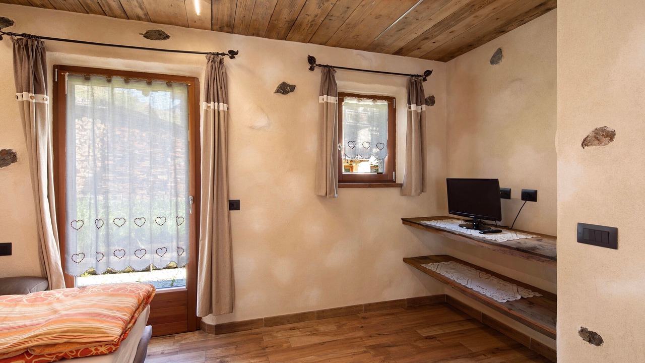 Photo of Bedroom in Trepalle