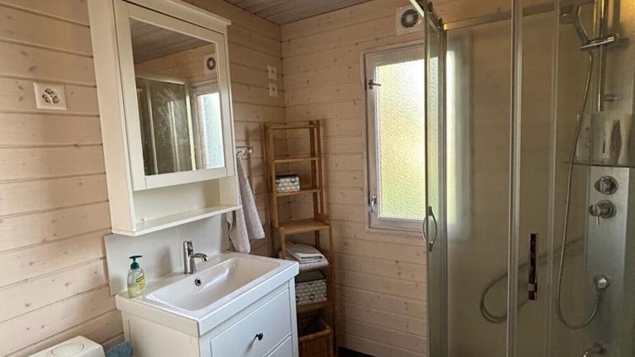 Photo of Bathroom in Vex