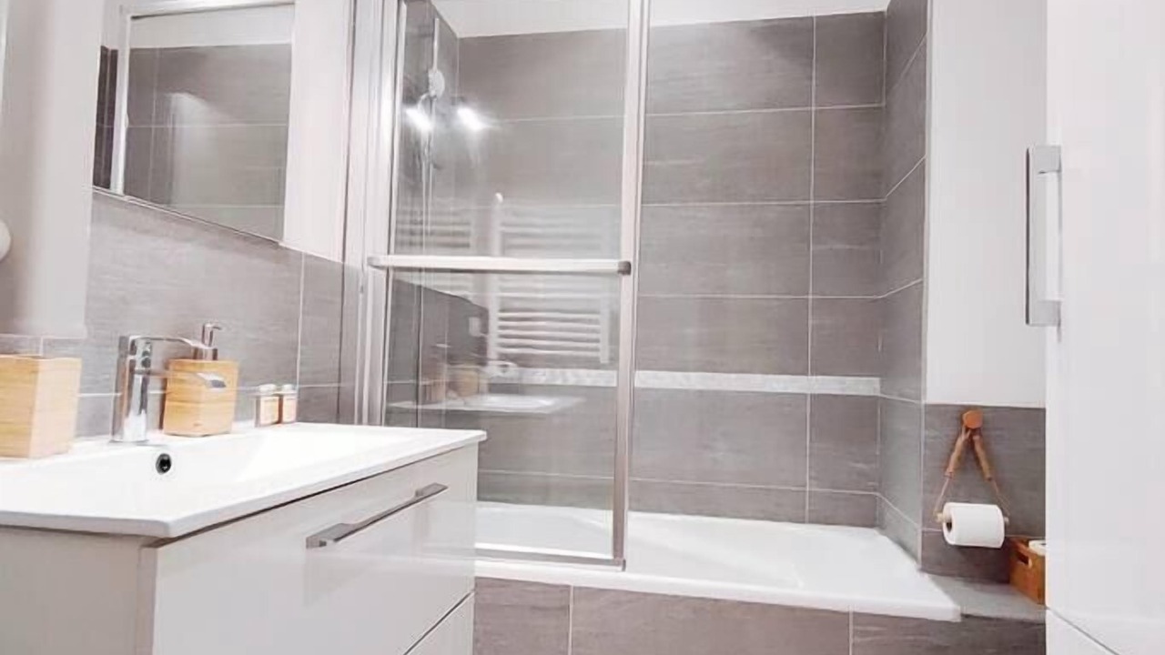 Photo of Bathroom in Nice City Centre