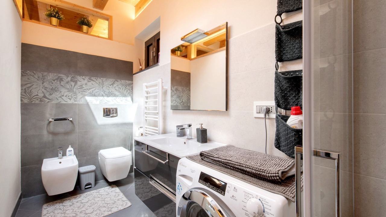 Photo of Bathroom in Perledo