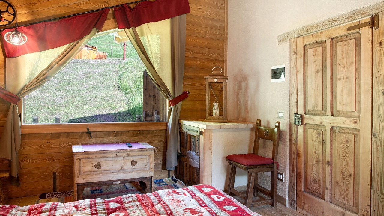 Photo of Bedroom in Monno