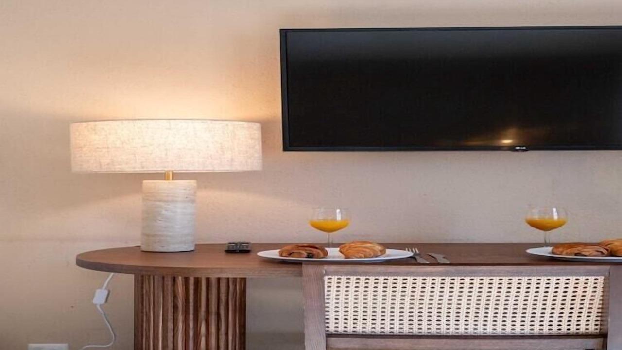 Photo of Livingroom in Paquis Navigation