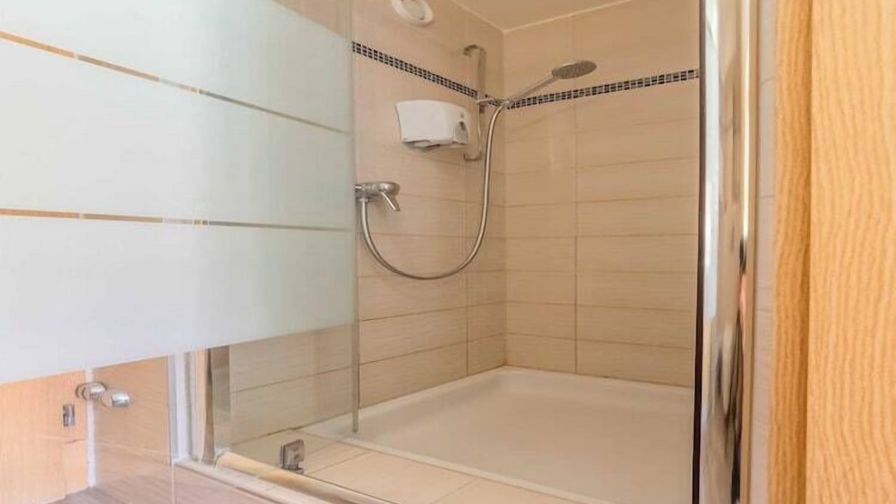 Photo of Bathroom in Paquis Navigation