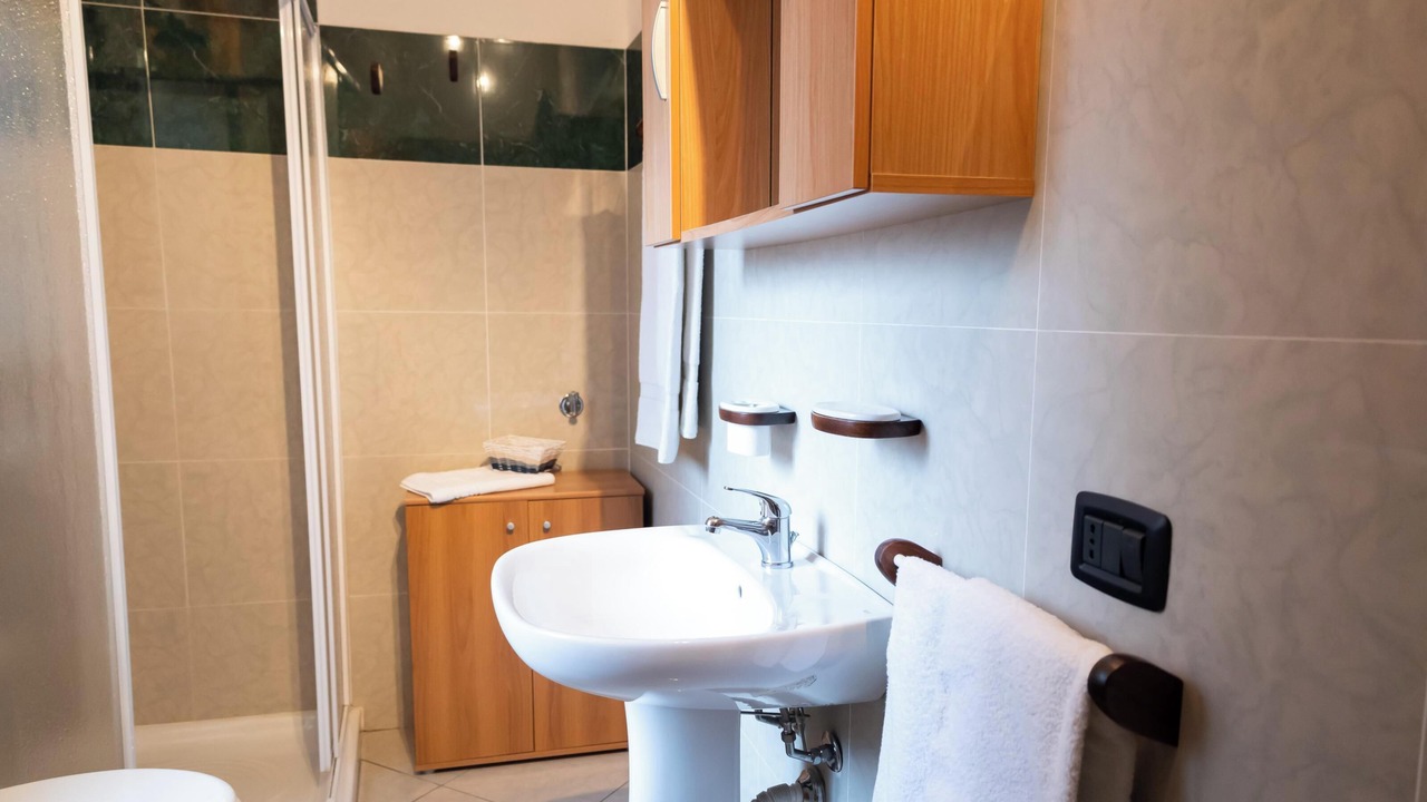 Photo of Bathroom in Brusimpiano