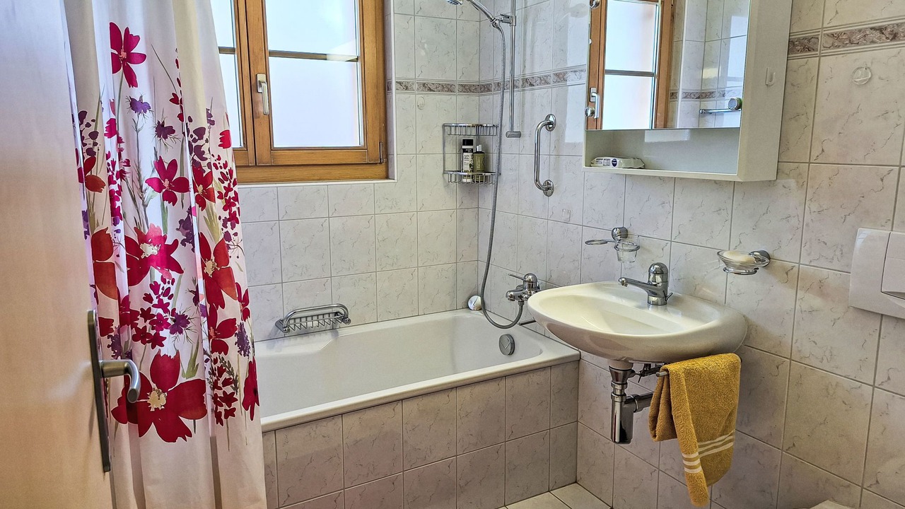 Photo of Bathroom in Kandersteg