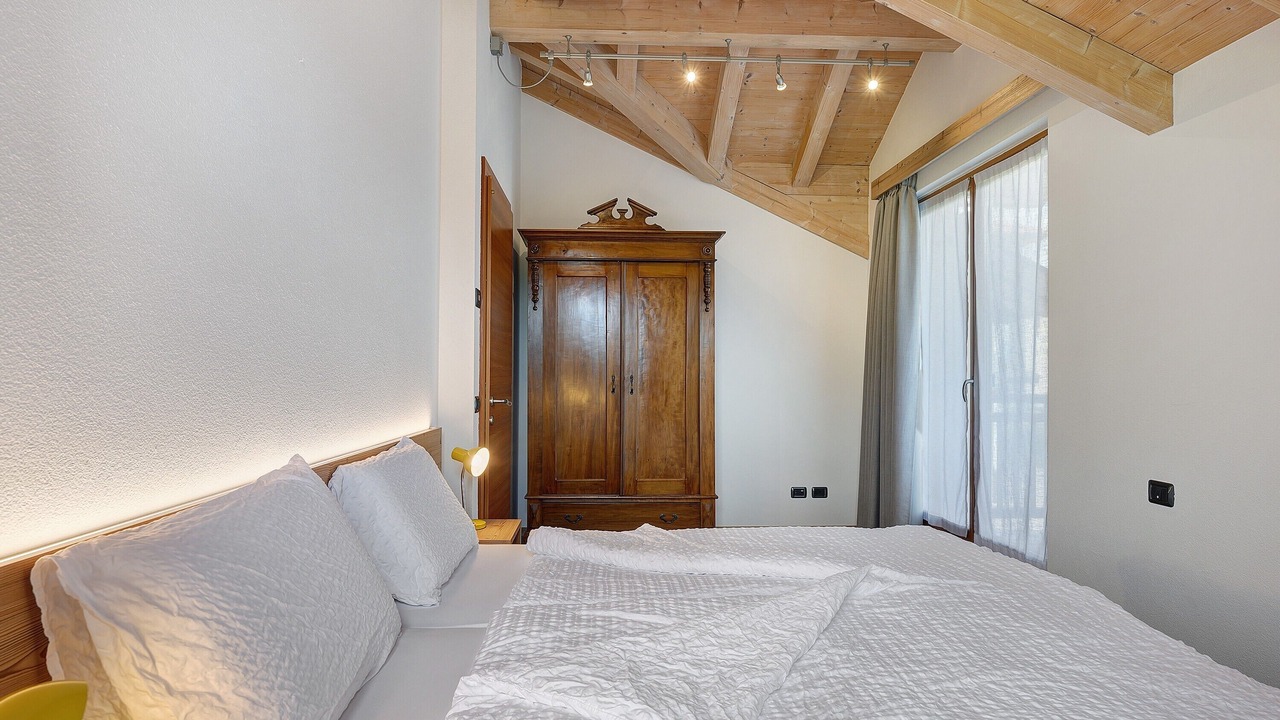 Photo of Bedroom in Flavon