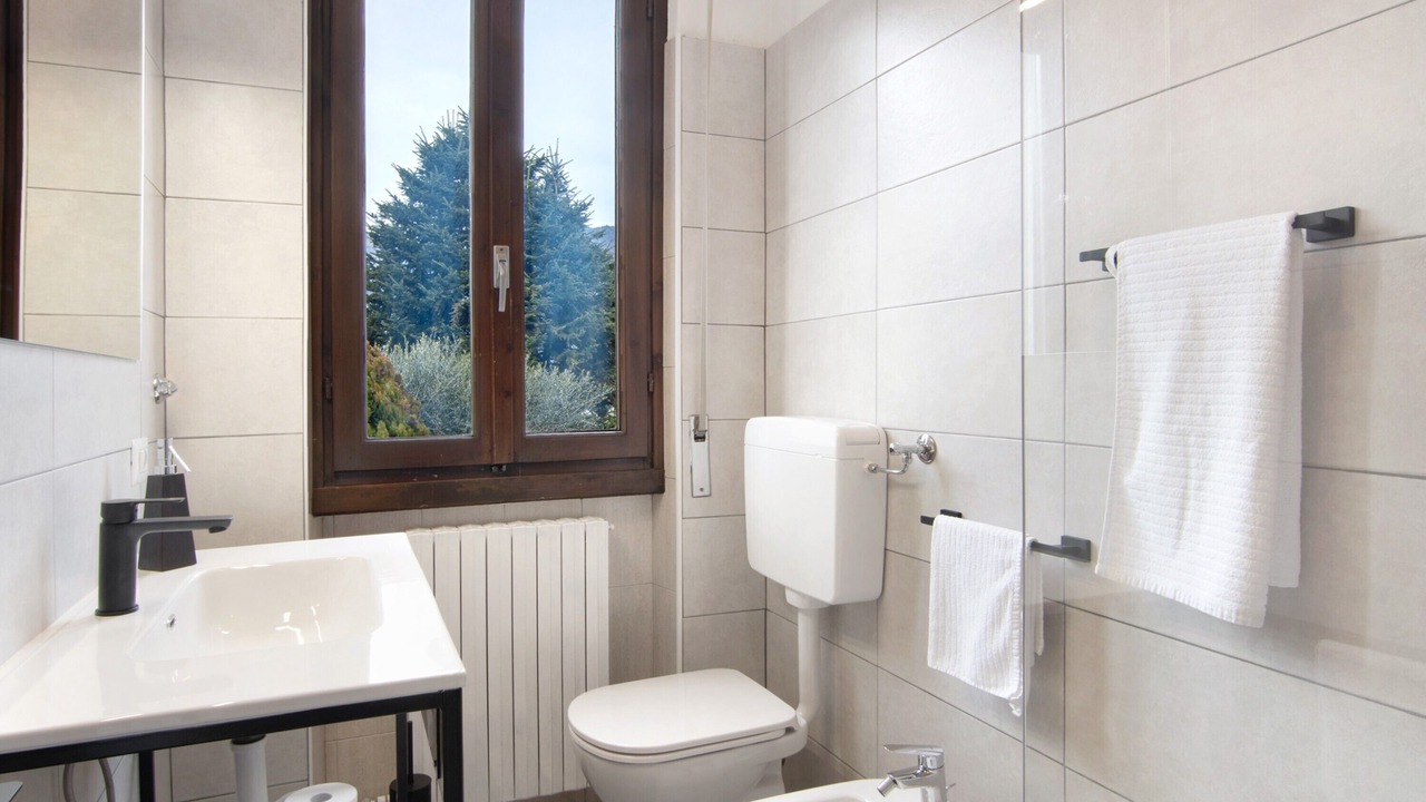 Photo of Bathroom in Dongo