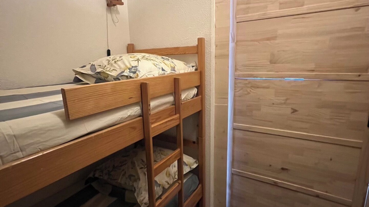 Photo of Bedroom in Arc-1950