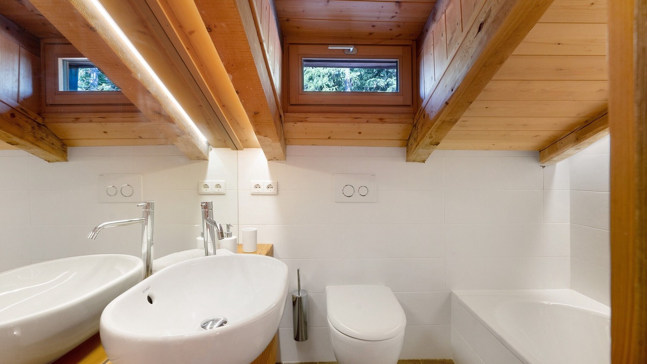 Photo of Bathroom in Avelengo