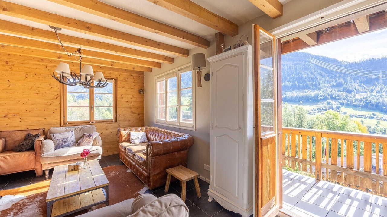 Photo of Livingroom in Fiesch