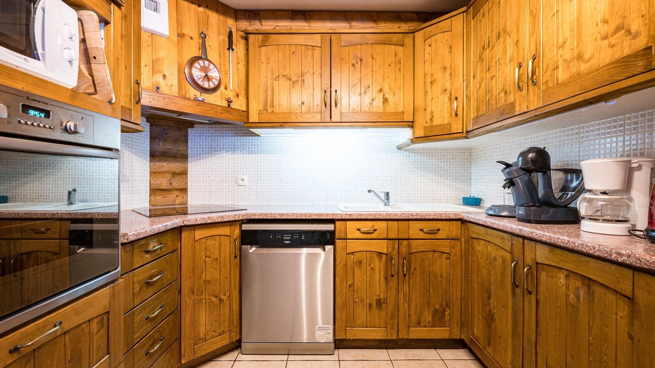 Photo of Kitchen in Praranger