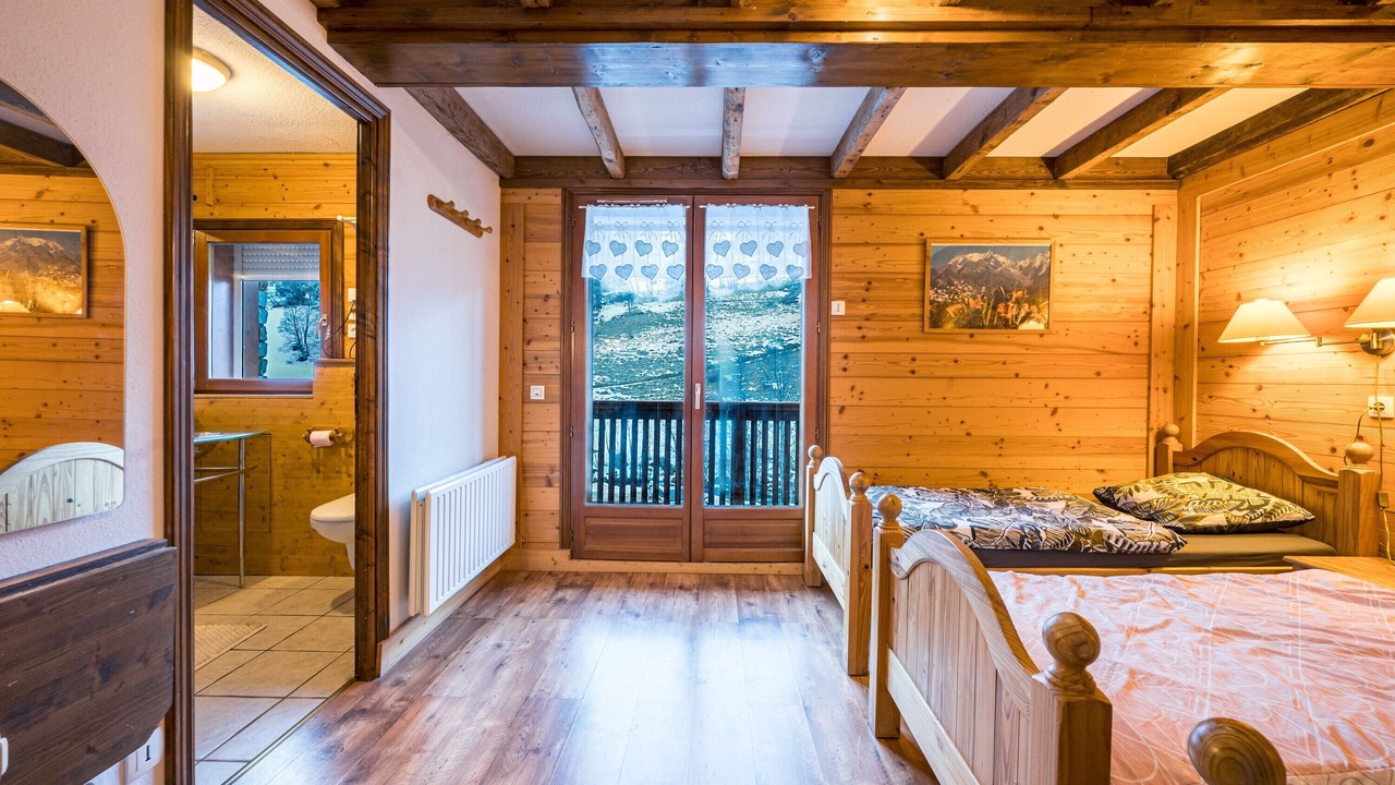 Photo of Bedroom in Praranger