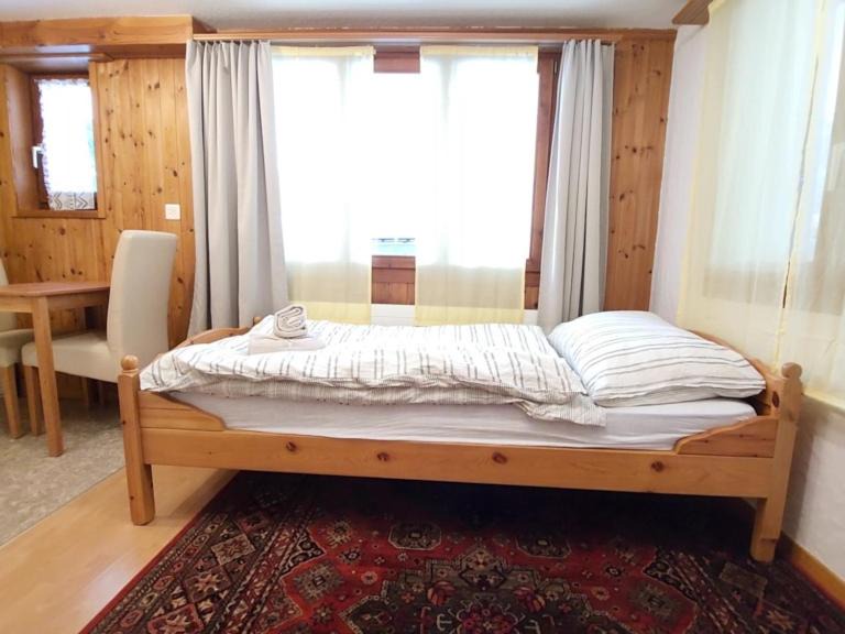 Photo of Bedroom in Kandersteg