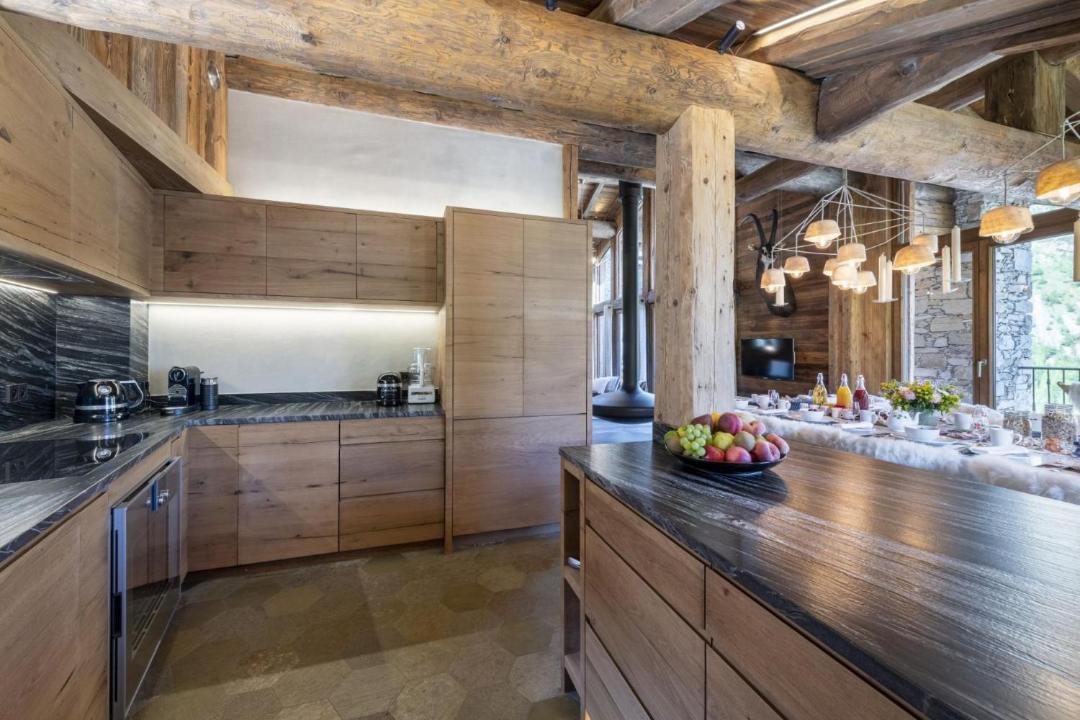 Photo of Kitchen in Zweisimmen Nr Gstaad