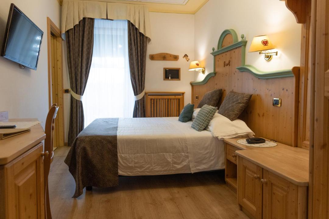 Photo of Bedroom in Molveno