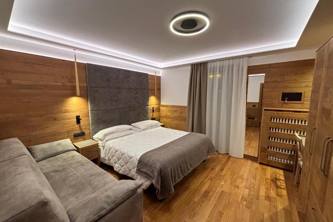 Photo of Bedroom in Molveno
