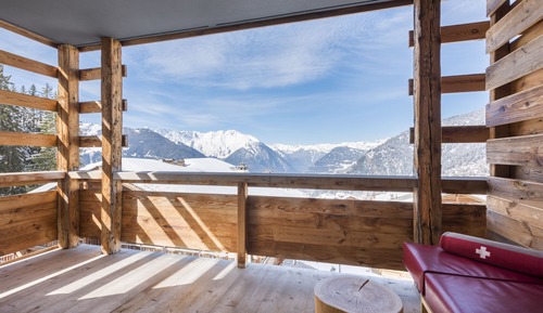 Spectacular, Guest room, 1 King