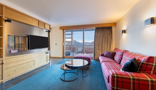 Escape, Larger Suite, 1 King