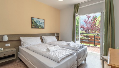 Standard Double or Twin Room, Balcony, Lake View