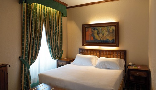 Classic Double or Twin Room