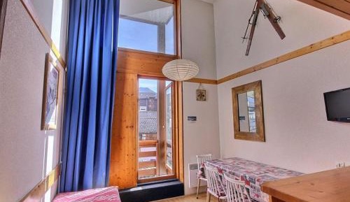 Apartment (5 Adults)
