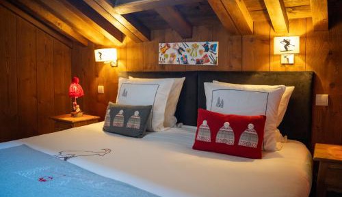 Small Double Attic Room with Velux