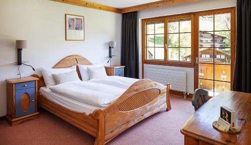Junior Suite with Yard View