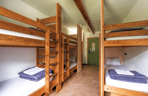 Chamonix-Mont-Blanc Hostel | Auberge de Jeunesse HI Chamonix