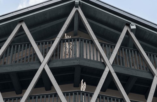 Sankt Anton am Arlberg Hotel | Arpuria l hidden luxury mountain home | Adults friendly
