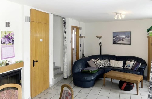 Nendaz Apartment | Beautiful apartment for 8 guests with WIFI, TV and terrace