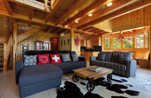 La Tzoumaz Ski Chalet | Chalet Teremok - Hot Tub & Sauna - Great for Families