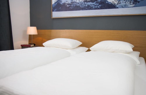 Sankt Anton am Arlberg Cabin | Piltriquitron Lodging St. Anton am Arlberg