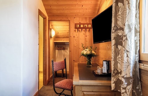 Le Praz Hotel | La Maison Les Peupliers