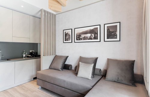 Colico Piano House | Lago Dorato Marina Lodge - Lakefront