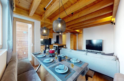 Saint-Pierre-de-Clages Apartment | Spacious Apartment With Balcony