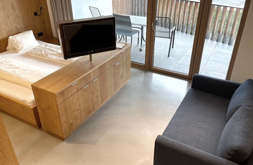Lustenau Apartment | Apartmenthaus Anna - Self-Check-in