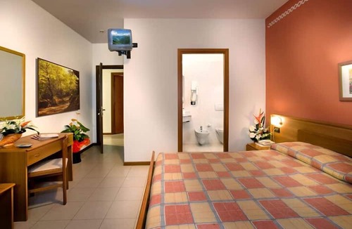 Darfo Boario Terme Hotel | Albergo Il Castellino