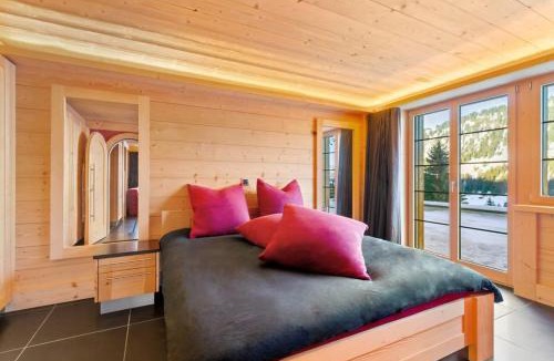 Oeschseite Ski Chalet | Beautiful Modern Chalet in the Nature Gstaad Region