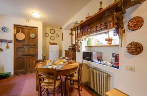Varese Apartment | Varese - Villa d'altri tempi accanto al Golf