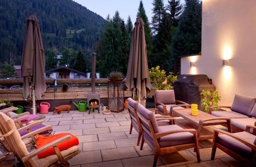 Sankt Anton am Arlberg Hotel | HOTEL Der Waldhof - Unique - A hidden gem - nature - organic - Eco