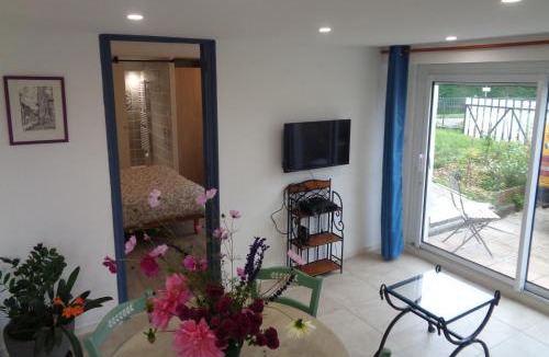 Perouges House | Le Baudran