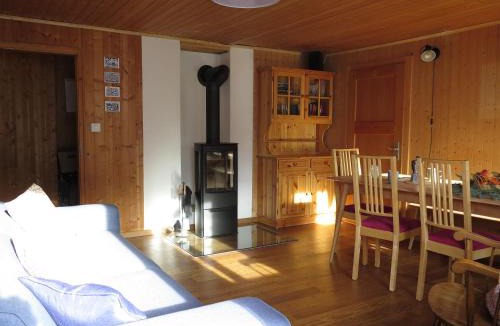 Ormont-Dessus Apartment | Koluma Mansi