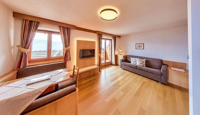 Apartment "Mölten" with a view of the surrounding mountains