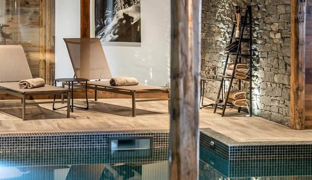 Chalet Darcy - Five Bedroom Villa, Sleeps 12