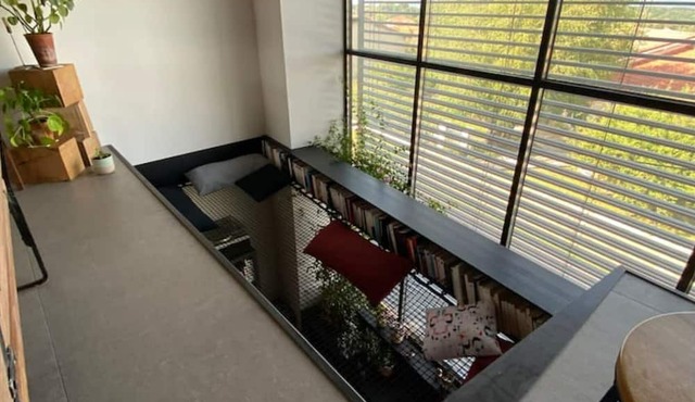 Maison Darchitecte Avec Toit Terrasse Piscine in Roche