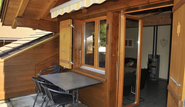 Lovely apartment for 5 people with WIFI, TV and balcony