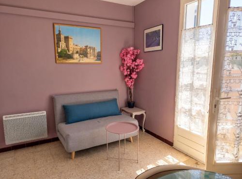 Appartement charmant proche d'Avignon avec piscine privée