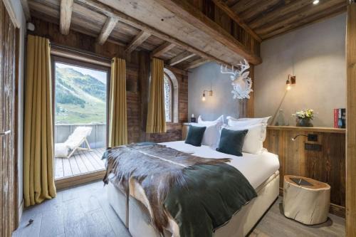 Chalet Gstaad: Exclusive Luxury in the Swiss Alps