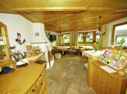 Attractive Apartment in Sankt Anton am Arlberg near Ski Area